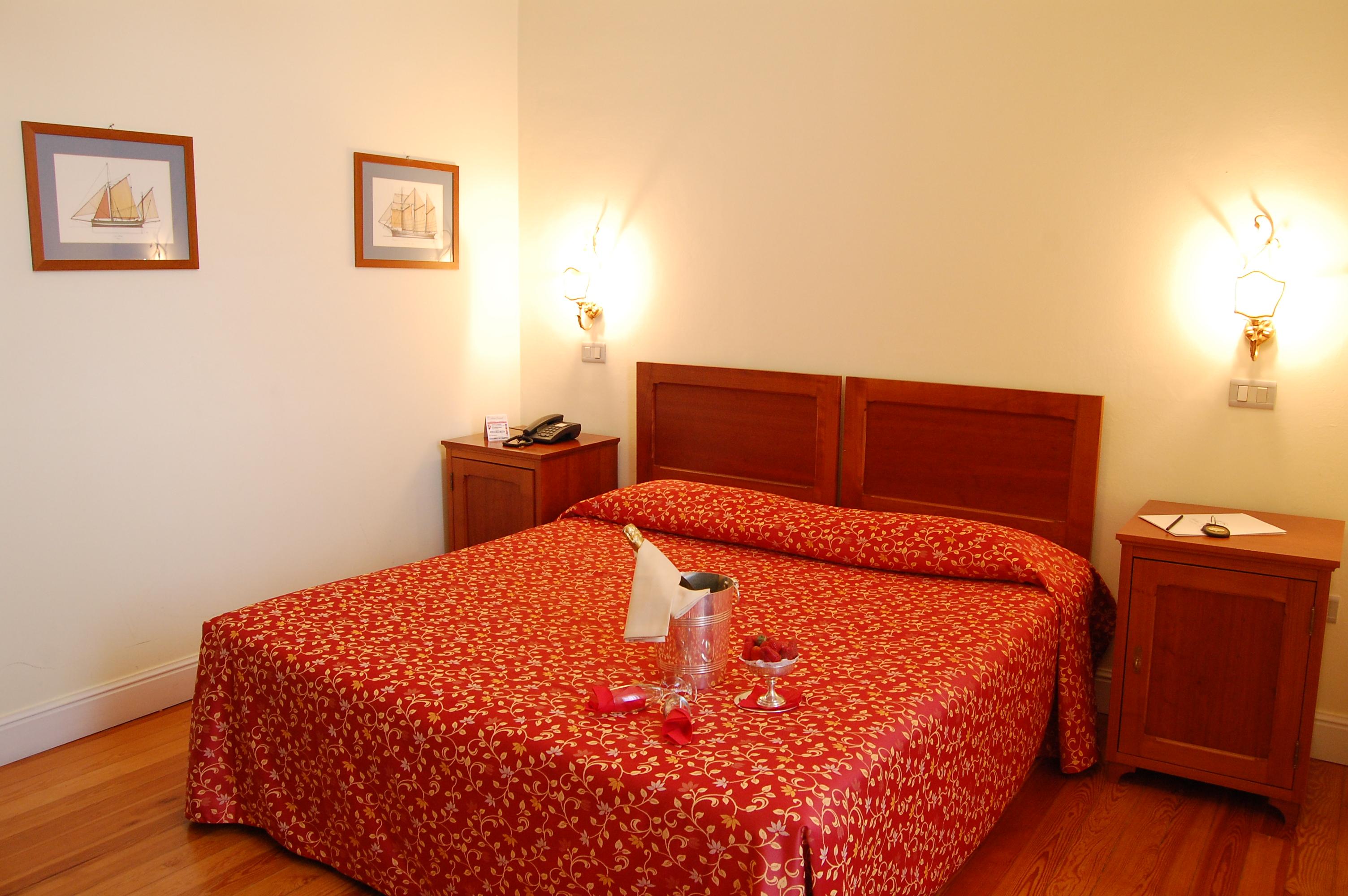 Hotel Canali, Portofino Coast Рапало Екстериор снимка